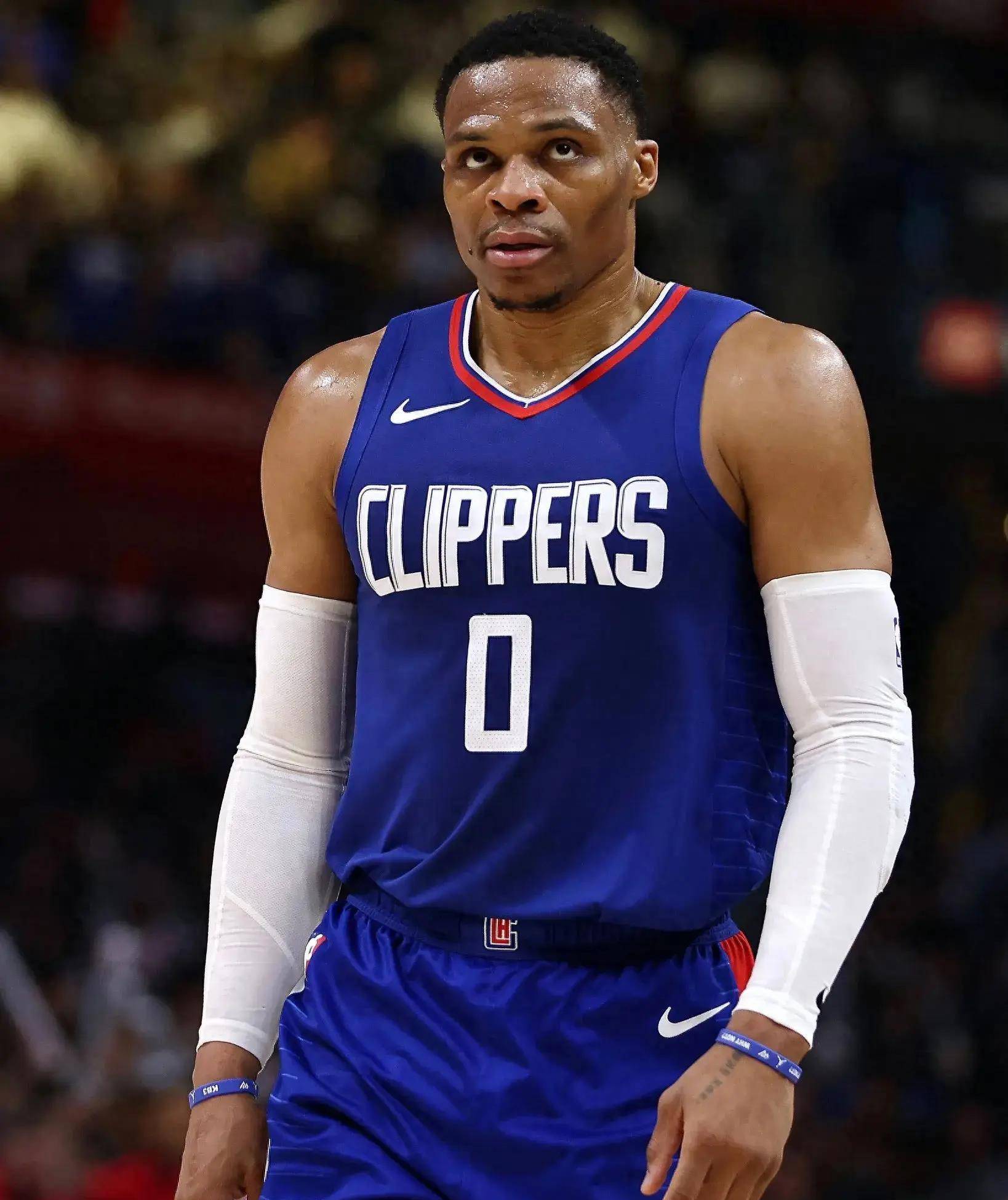 早报：求一个全是名场面的评论区（早报：来个名场面刷屏的评论区）