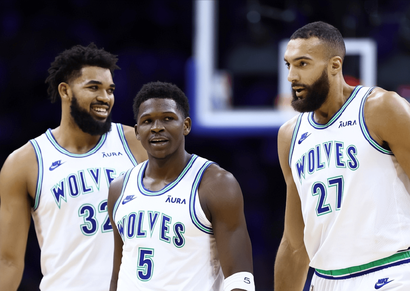 祝前阿森纳前锋拉希姆·斯特林生日快乐，他今天31岁了！（前阿森纳前锋拉希姆·斯特林迎来31岁生日，送上祝福！）