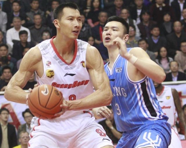 英超第14轮综述：利物浦平局+切尔西爆冷，阿森纳5分领先稳居榜首（英超第14轮盘点：利物浦战平、切尔西冷负，阿森纳以5分优势领跑）