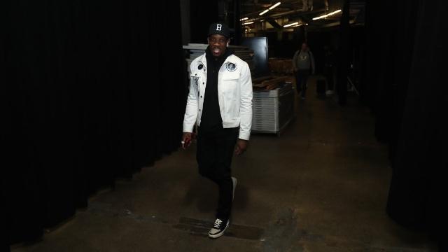 克罗斯：居莱尔和我不是同类型球员，我相信他能在皇马待很久（克罗斯：我与居莱尔球风各异，但看好他在皇马长期立足）