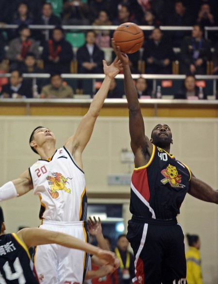 梅西：离开巴萨并非如我所愿，但我对巴萨的深情永恒不灭（梅西：离开巴萨非我本意，对巴萨的深情永不褪色）