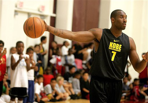 天空：鉴于凯尔凯兹未达预期，利物浦可能重新与罗伯逊谈续约（天空体育：凯尔凯兹不达预期，利物浦或重启与罗伯逊的续约谈判）